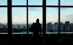 Download Wallpaper 1920×1200 Silhouette, Window, City 1920×1200 HD Background